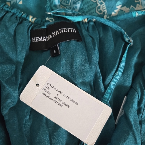 NWT Hemant & Nandita Layered Beaded Silk Tank Top Camisole Size Small - Picture 6 of 8